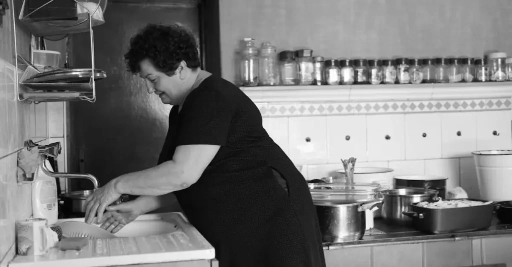 Como desentupir pia com bicarbonato e vinagre facilmente?