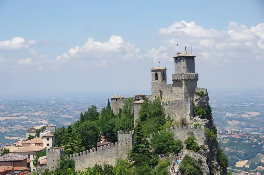 O que fazer em San Marino? Descubra atividades e cultura!