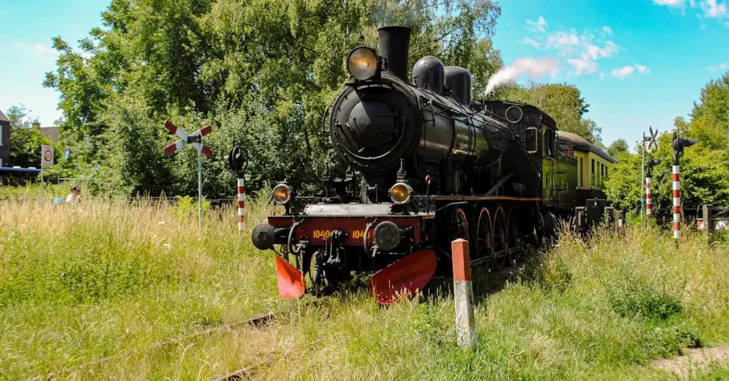 Qual é a história das primeiras ferrovias na Holanda?