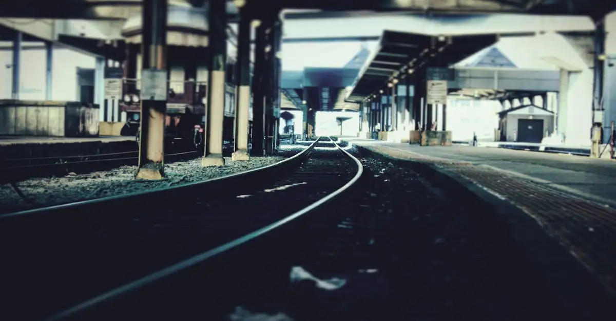 Qual é a história das primeiras ferrovias na Holanda?