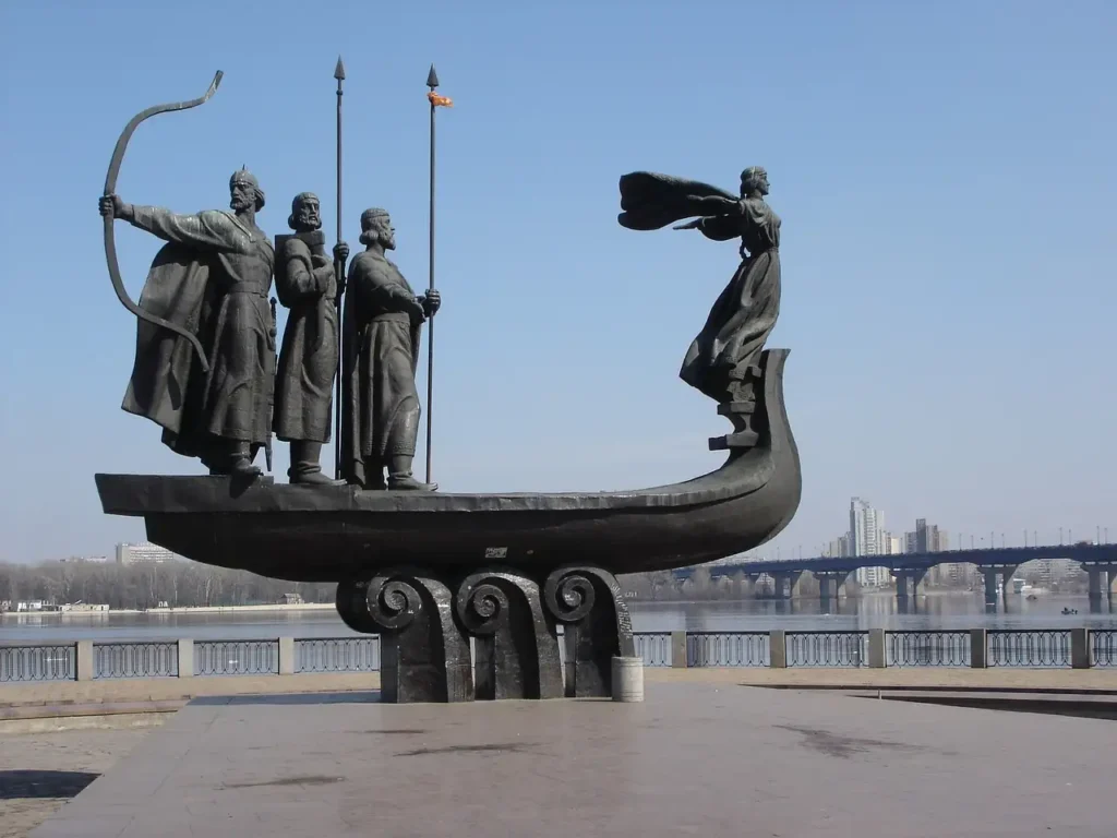 Quem foi Oleg de Novgorod e qual sua importância em Kiev?