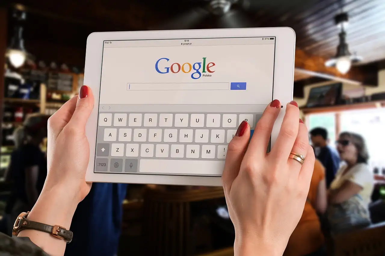 Como a IA impacta o Google Tradutor e as ferramentas de tradução?