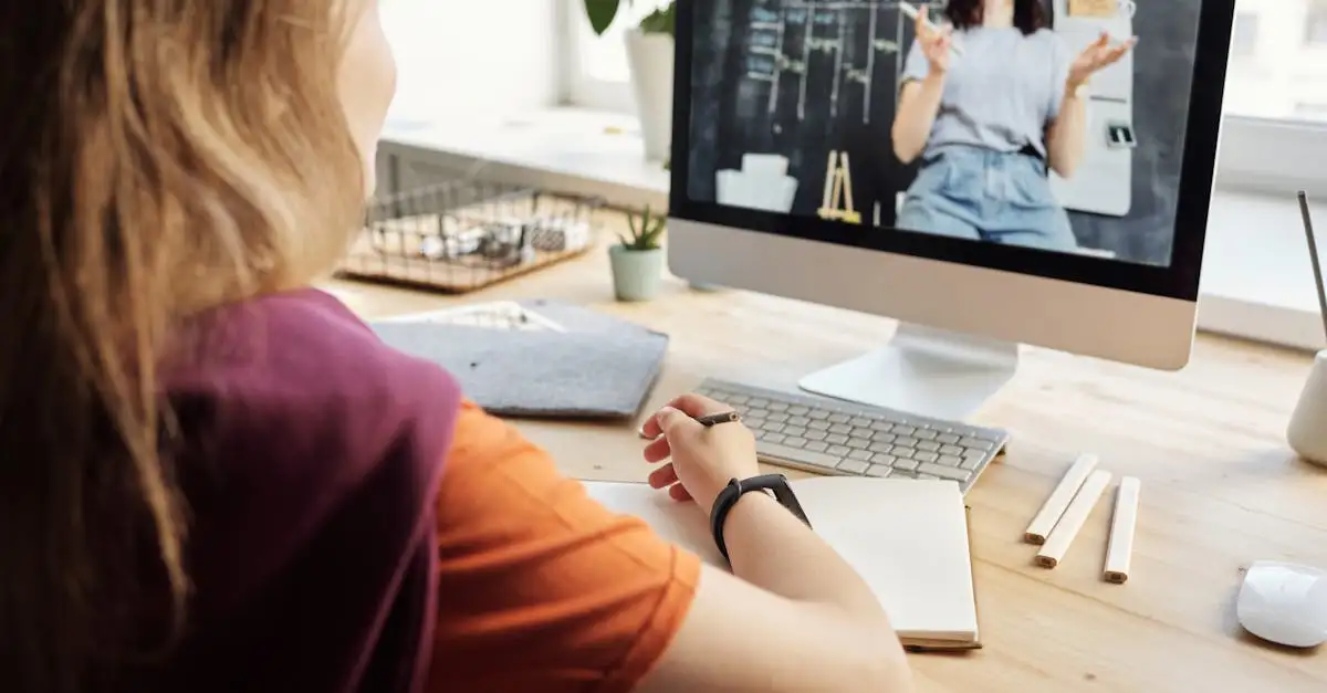 Como as salas de aula digitais facilitam a aprendizagem remota?