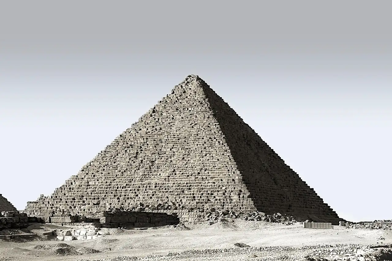 Como foram realmente construídas as pirâmides do Egito?
