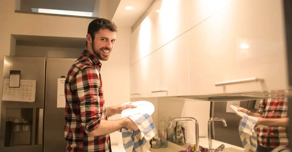 Como remover manchas de gordura da cozinha com detergente?