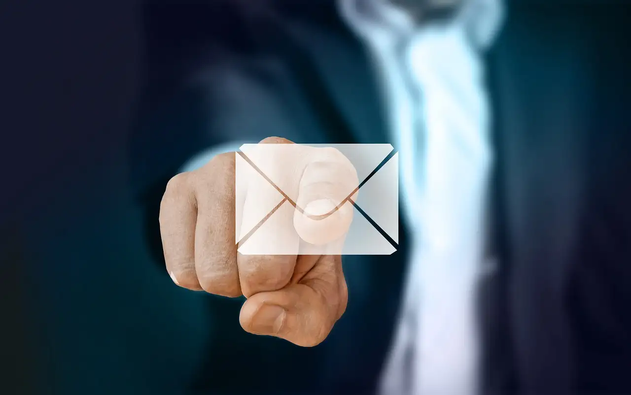 Como entrar em contato por e-mail de forma eficaz?