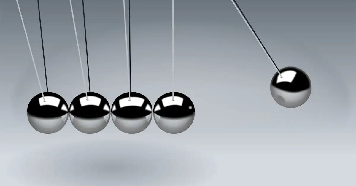Quem foram os autores das leis da gravidade e do movimento?