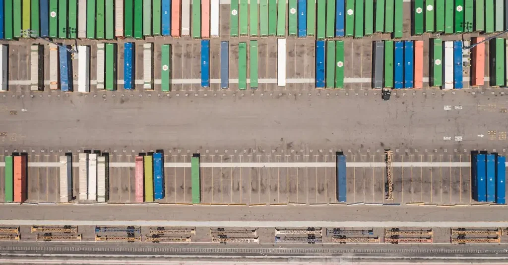 Como as ferrovias impulsionaram o comércio internacional?