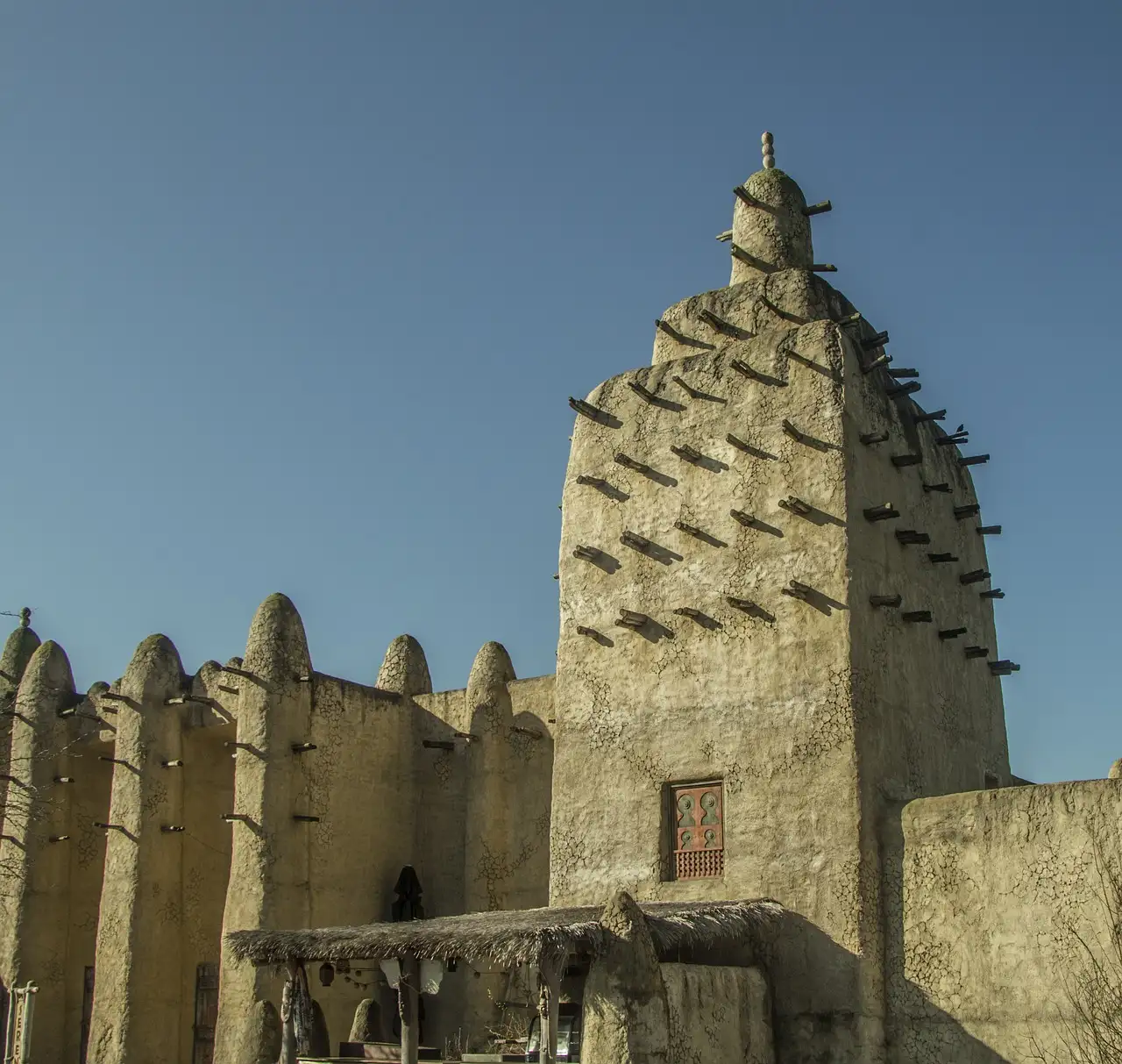 Quais são os edifícios históricos e museus mais belos em Mali?