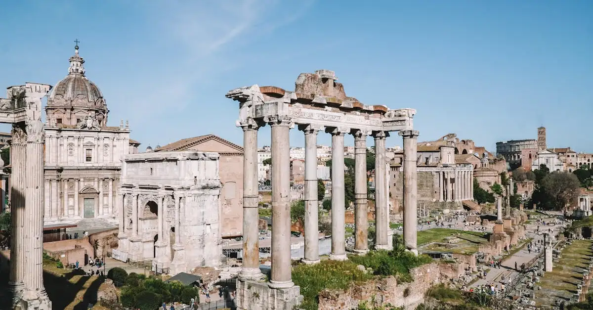 Qual era a relação histórica entre Roma e Grécia?