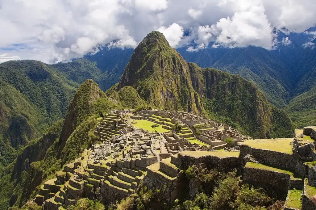 Quem foi o responsável pela redescoberta de Machu Picchu?
