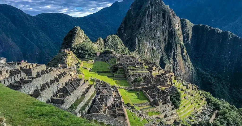 Como eram as cidades dos Incas? Descubra suas características!