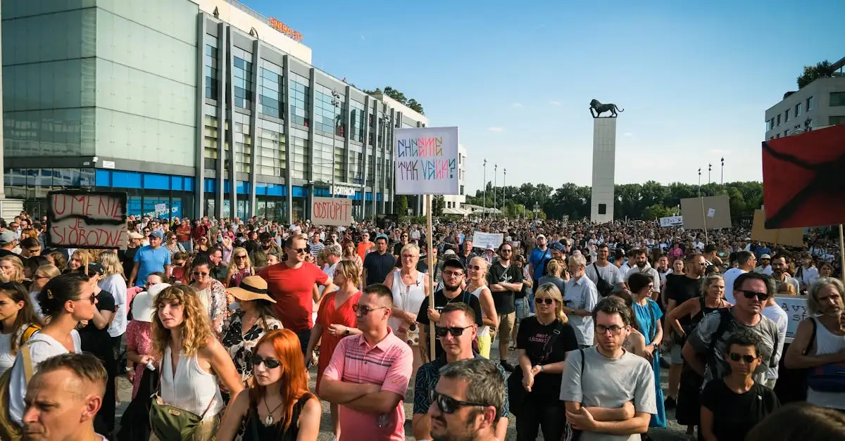 Por que a propaganda é vista como perigosa pelas pessoas?