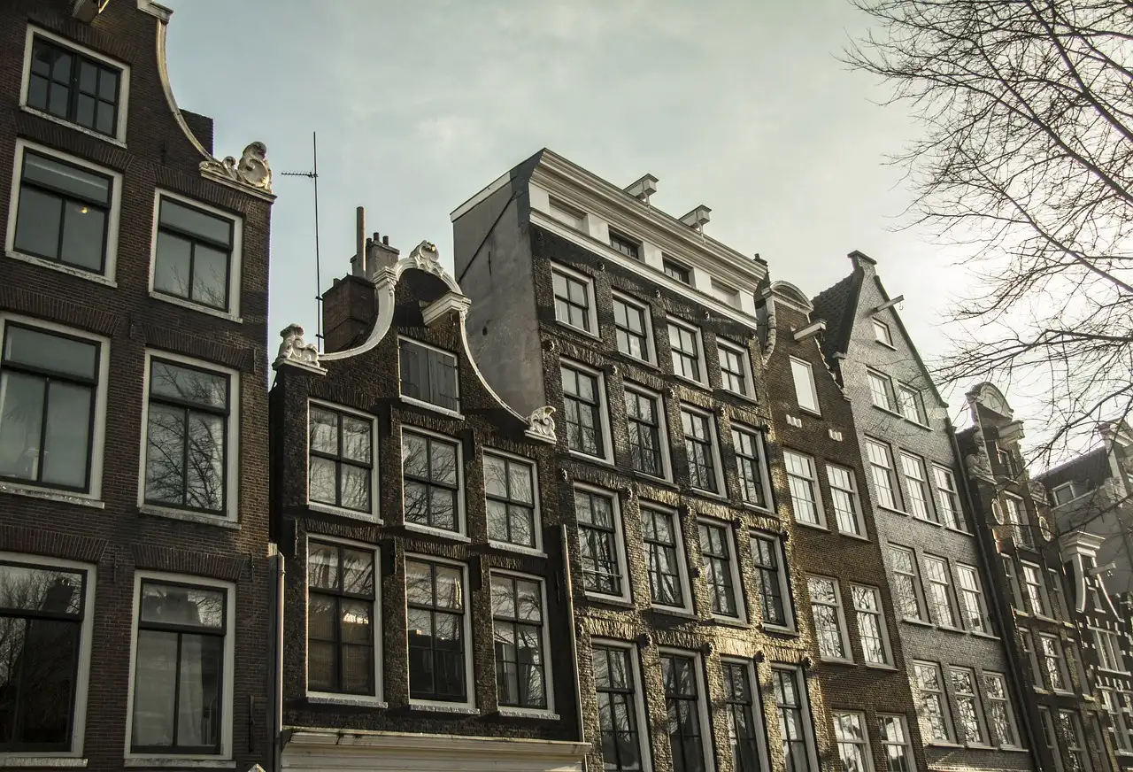 Qual foi a importância da neutralidade da Holanda na história?