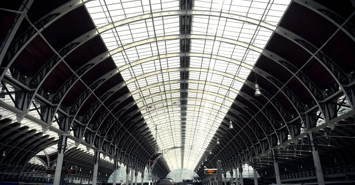 Qual foi a primeira linha de trem de passageiros na Inglaterra?