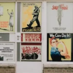 Como os cartazes transformaram a propaganda ao longo do tempo?