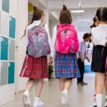 Quais os principais benefícios de estudar na escola?