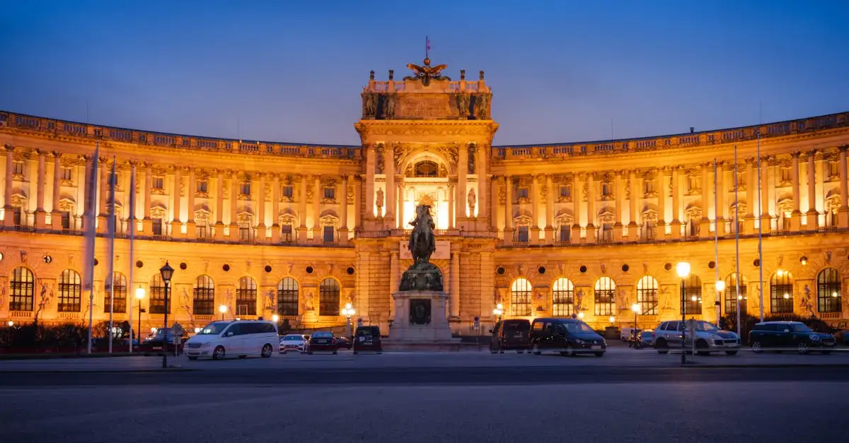 Qual cidade foi a base da monarquia Habsburgo?