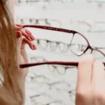 Que tipo de óculos combina com meu estilo pessoal?